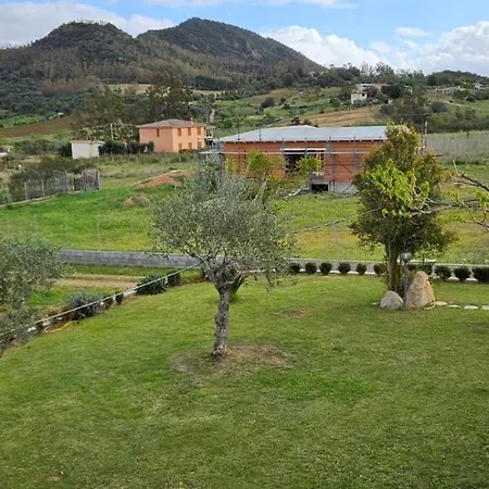 Bellissimo Con Piscina Privata * Cardedu